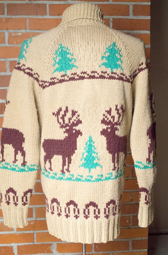 amazing zip up Vintage Deer sweater cardigan with pine trees