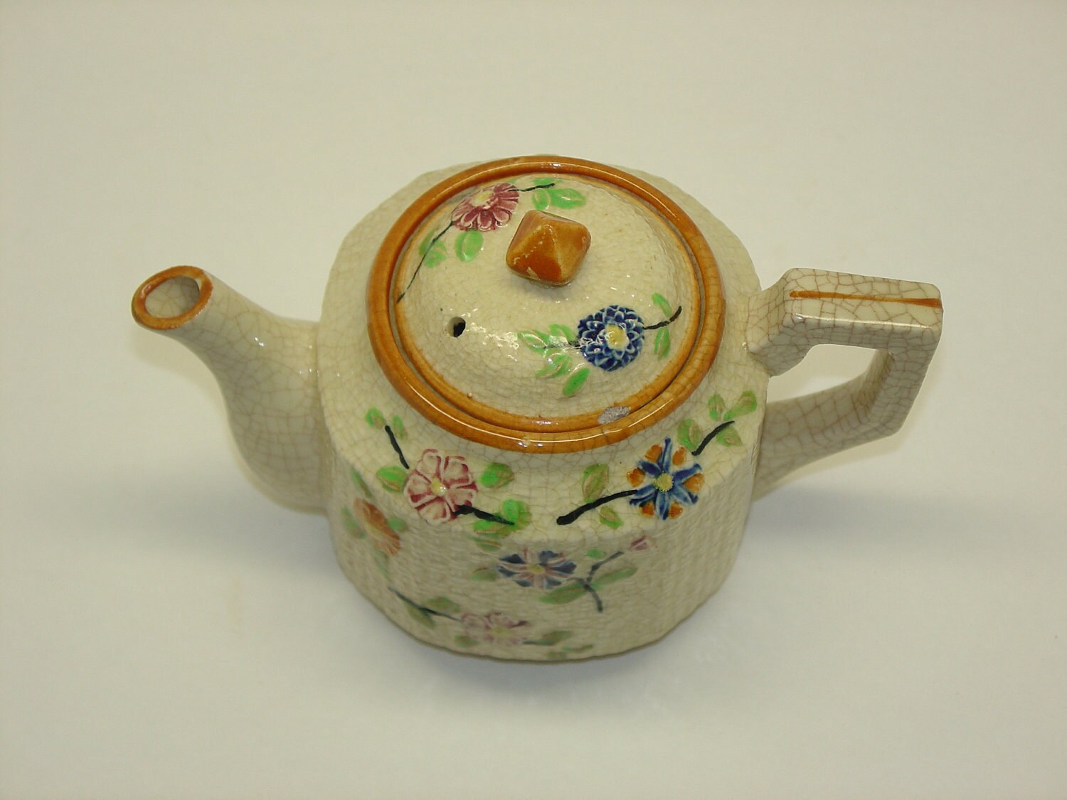 Individual Teapot 8 oz 3 x4 cream color delicate flowers