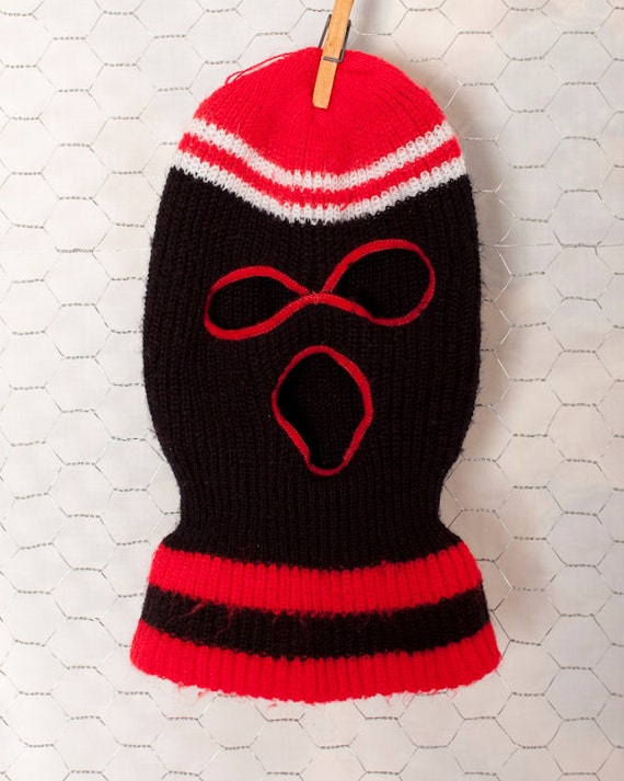 What a Dandy Vintage Ski Mask Red and Black
