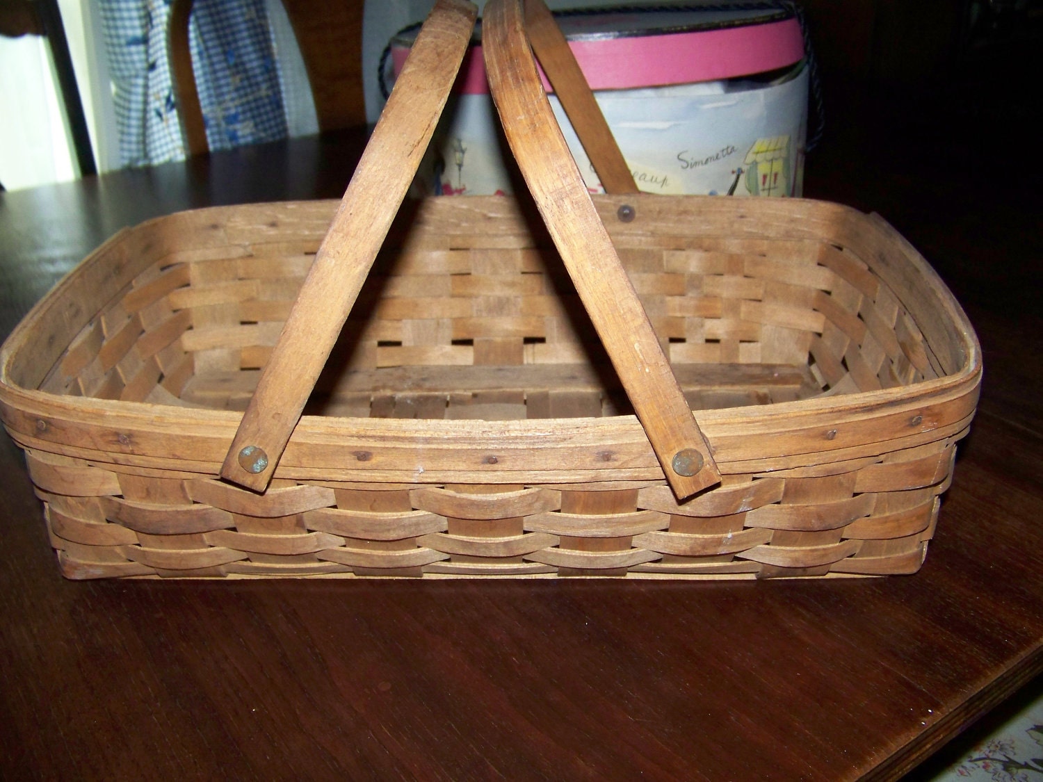 1985 Longaberger gathering basket