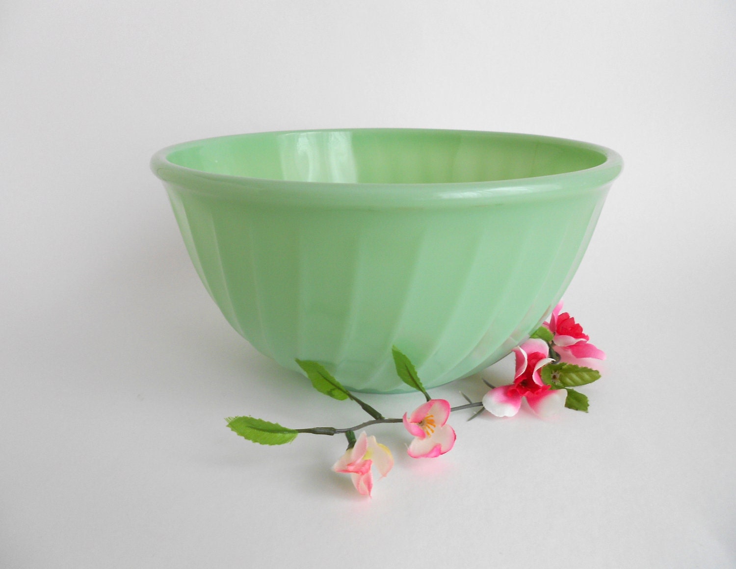 Fire King Jadeite Swirl Mixing Bowl 9 Inch