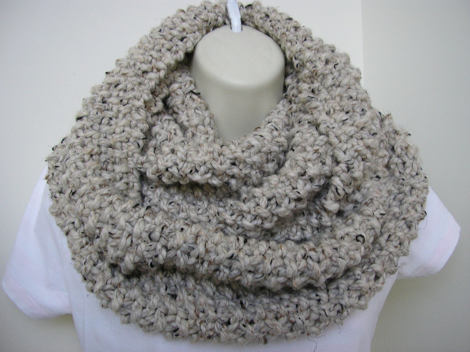 Handmade Chunky Super Bulky Moss Stitch Cowl Infinity Scarf