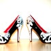 Marilyn Monroe design pumps, white on black