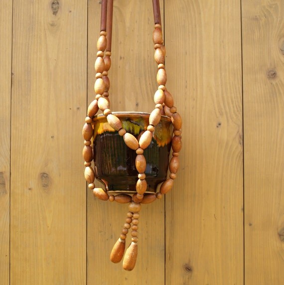 60s BEADED PLANT HANGER // Vintage Garden by ACESFINDSVINTAGE