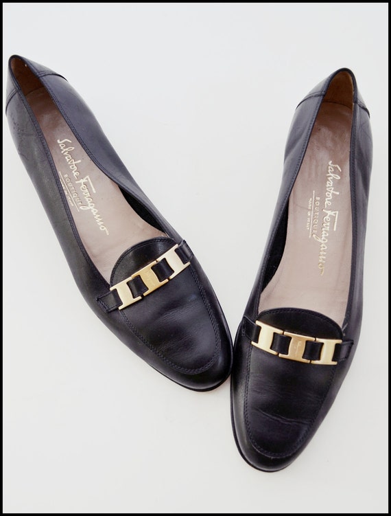 Vintage Salvatore Ferragamo Black Leather Shoes 8AAA Narrow