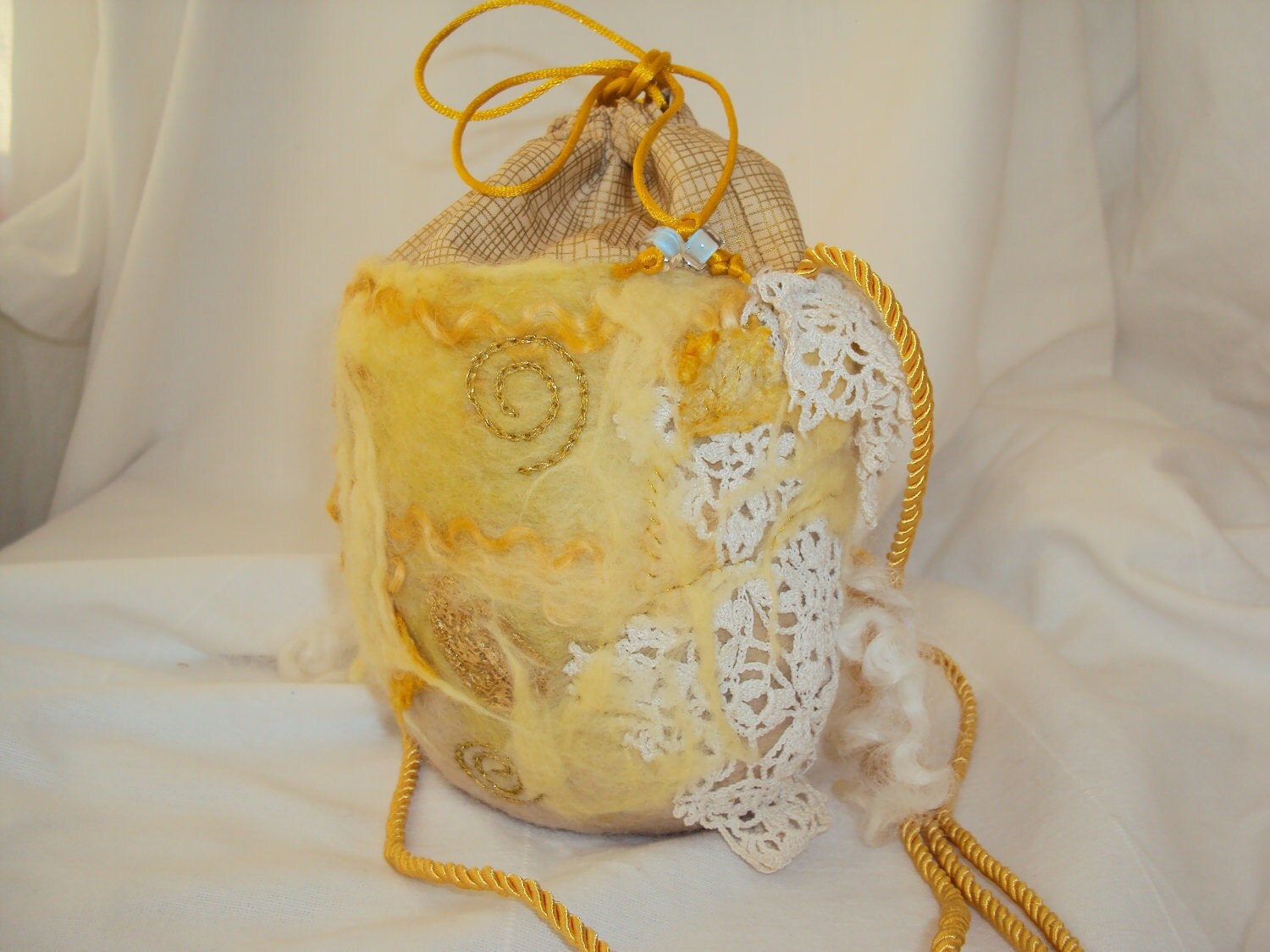 Bride Purse / Wedding Pouch / Wedding Purse / Ivory & Gold