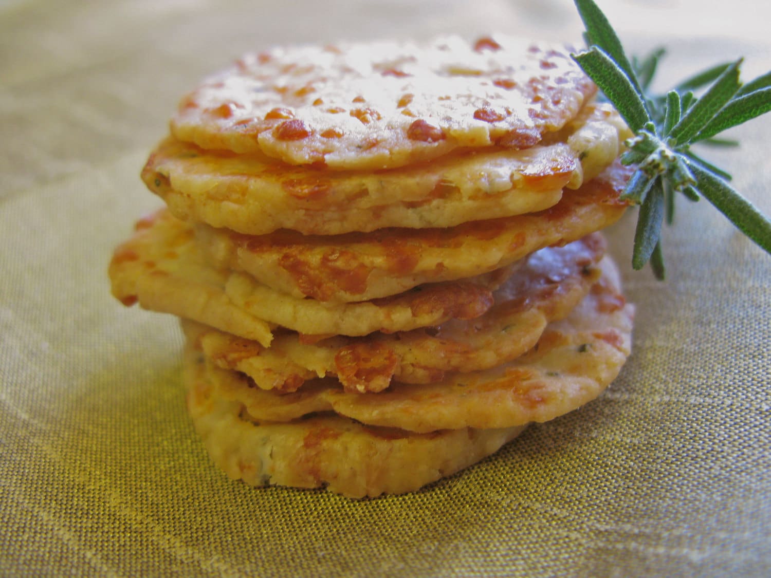 Homemade Italian Cheese Crackers