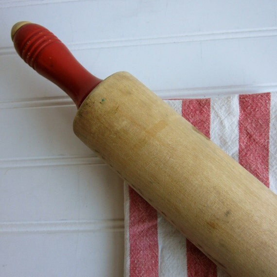 Munising Rolling Pin Vintage Red Handle Wood Rolling Pin.