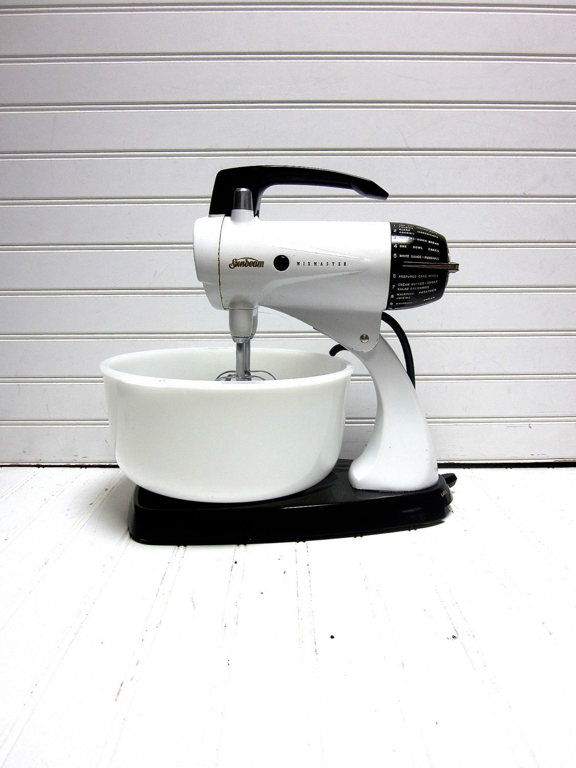 SALE Sunbeam Mixmaster Model 12 Vintage 1960s 12 Speed Sunbeam