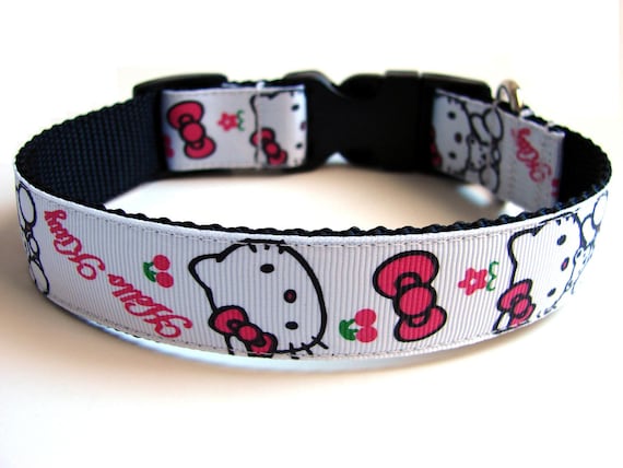 Pink Hello Kitty Dog Collar Comes with Matching Pink Bow
