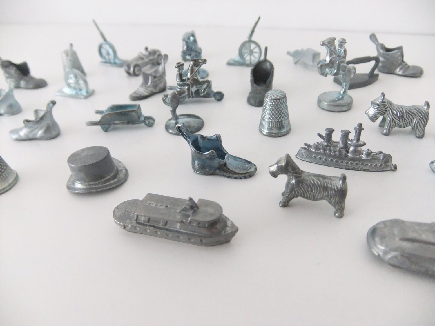 30 Monopoly game pieces mixed metal pieces from old Monopoly