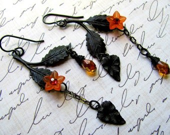 Woodland Leaf Earrings, Vintaj Earrings, Orange Earrings, Swarovski Earrings, Leaf Earrings, Black Earrings, Autumn Earrings, Dangle Earring