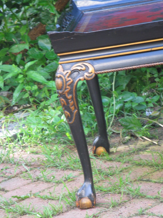 Antique Gothic Coffee Table With Claw Feet Painted Fleur De