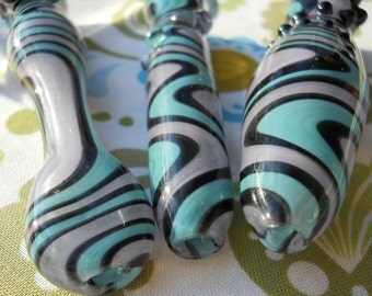 Hand Blown Glass Cigarette Holder - Inside Out - Lavendaqua