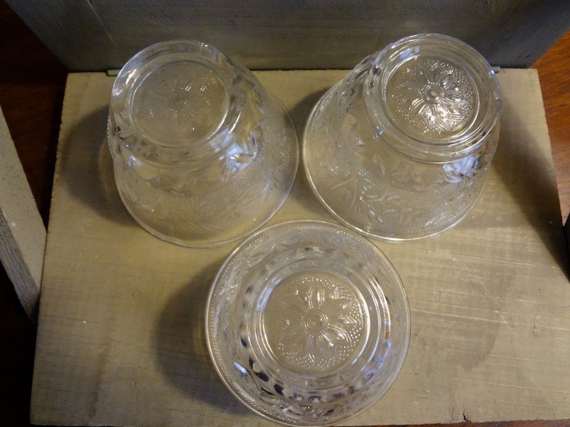 Three 3 Custard Cups Vintage 1950s Crystal Wedding Oats
