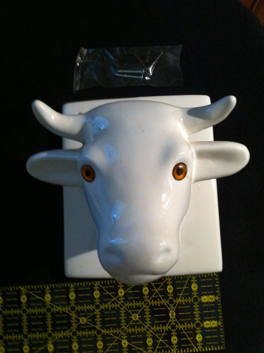 Vintage COW HEAD Towel Holder Ceramic 1980s