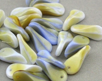 Czech Glass Beads 10pcs yellow periwinkle drop 8X18mm JB11045