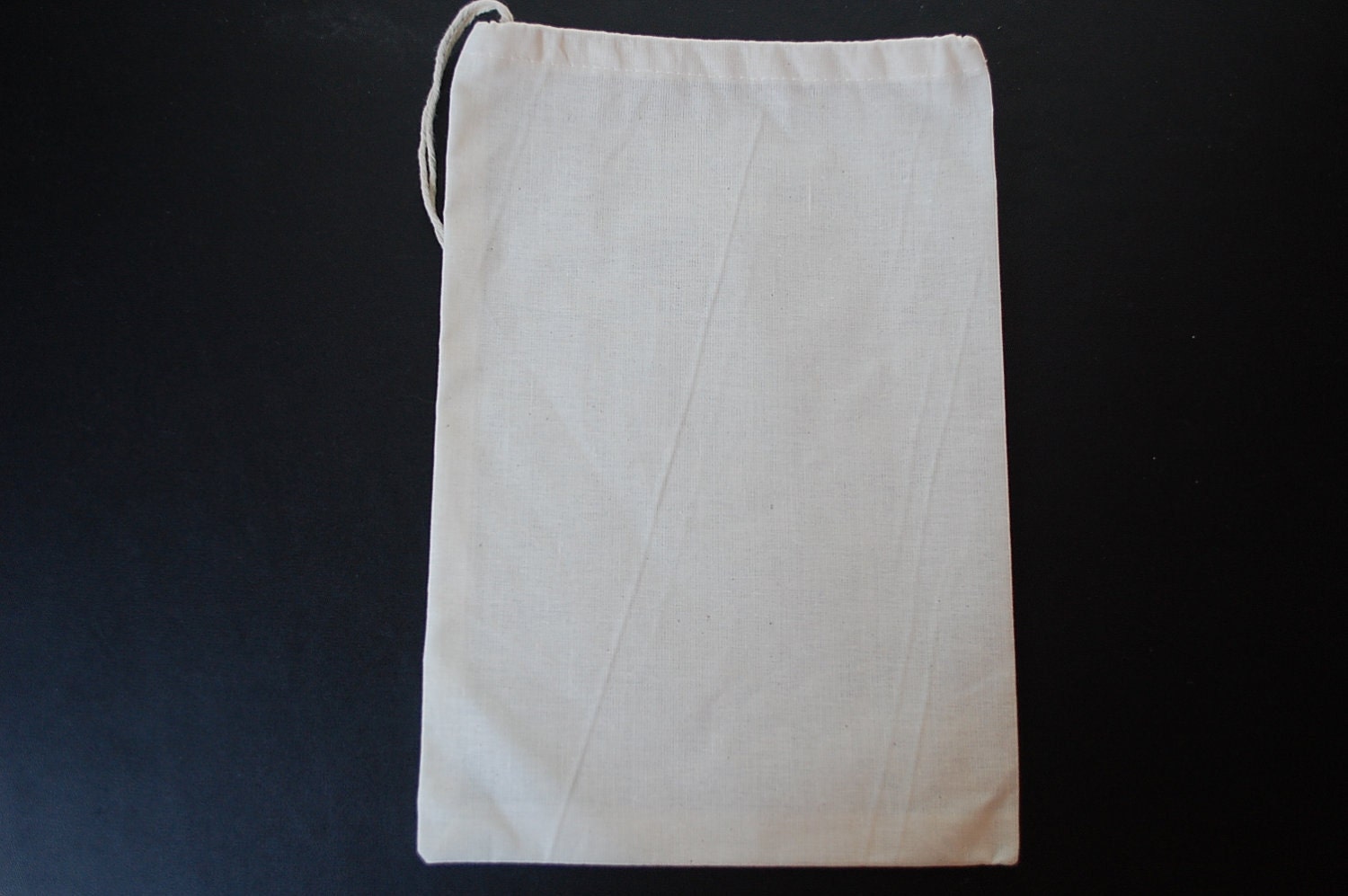 15 8x12 Organic Cotton Muslin Drawstring Favor Bags by muslinbags