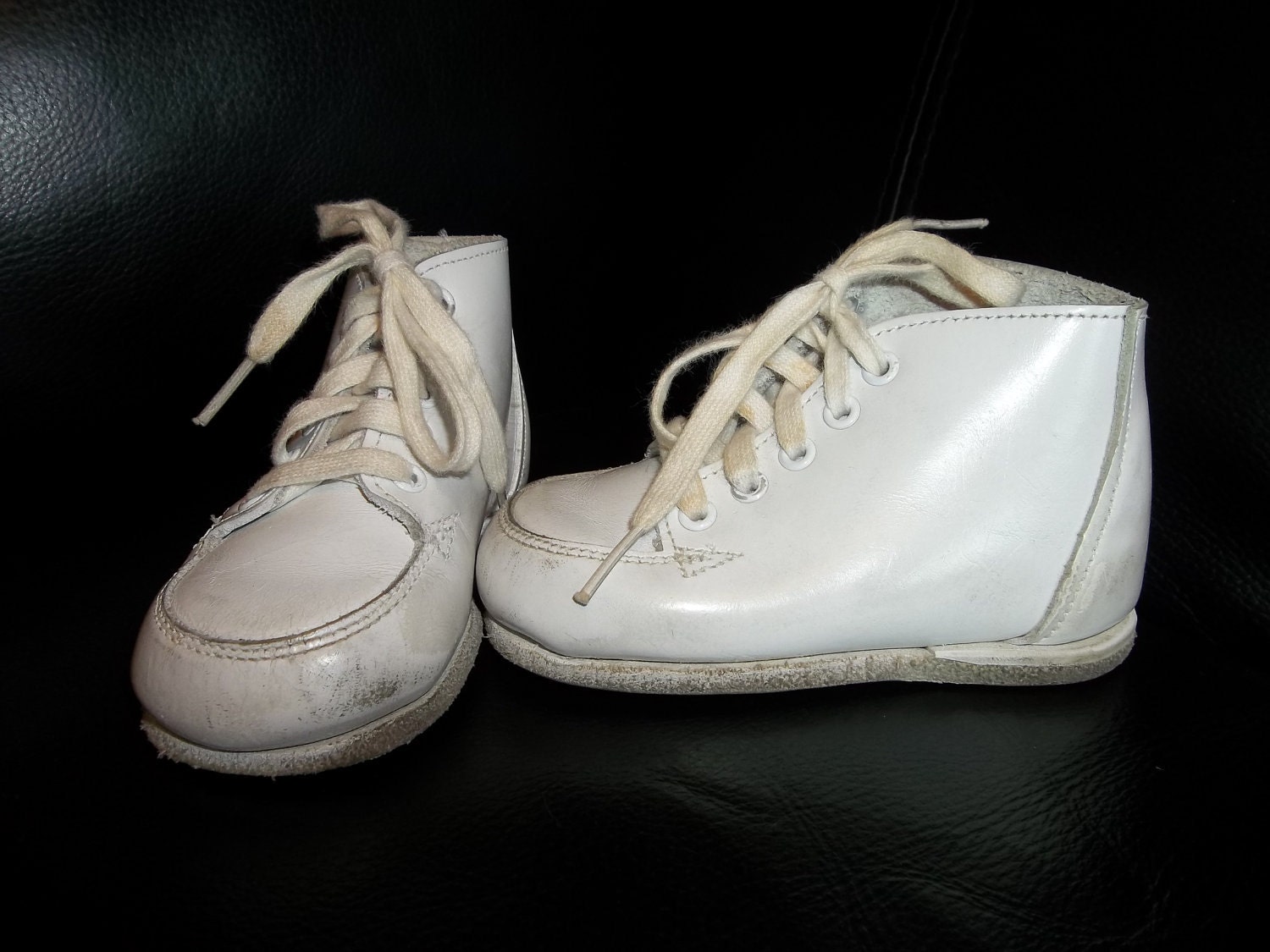 Vintage Leather Baby Shoes...Stride Rite...Good Condition