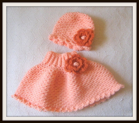 Items similar to Beautiful Peach Baby Crochet Hat And Skirt Set 06