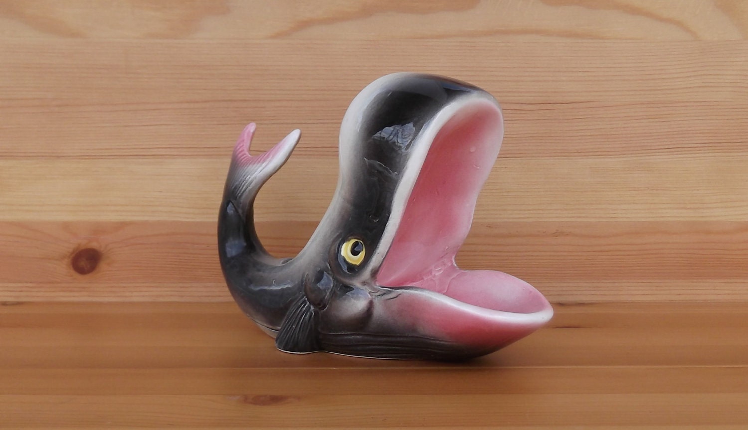 Whale ceramic planter made in Japan kitsch