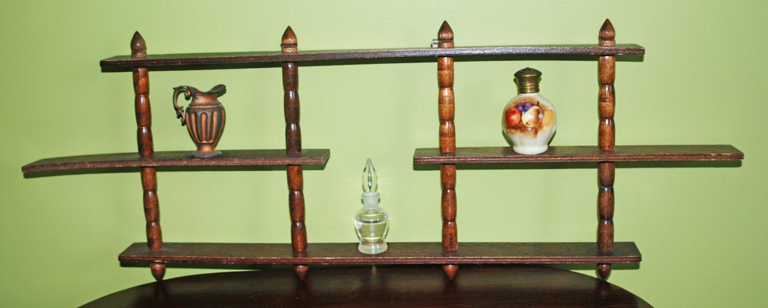Vintage 50's Small Wooden Knick Knack Shelf with Spindles