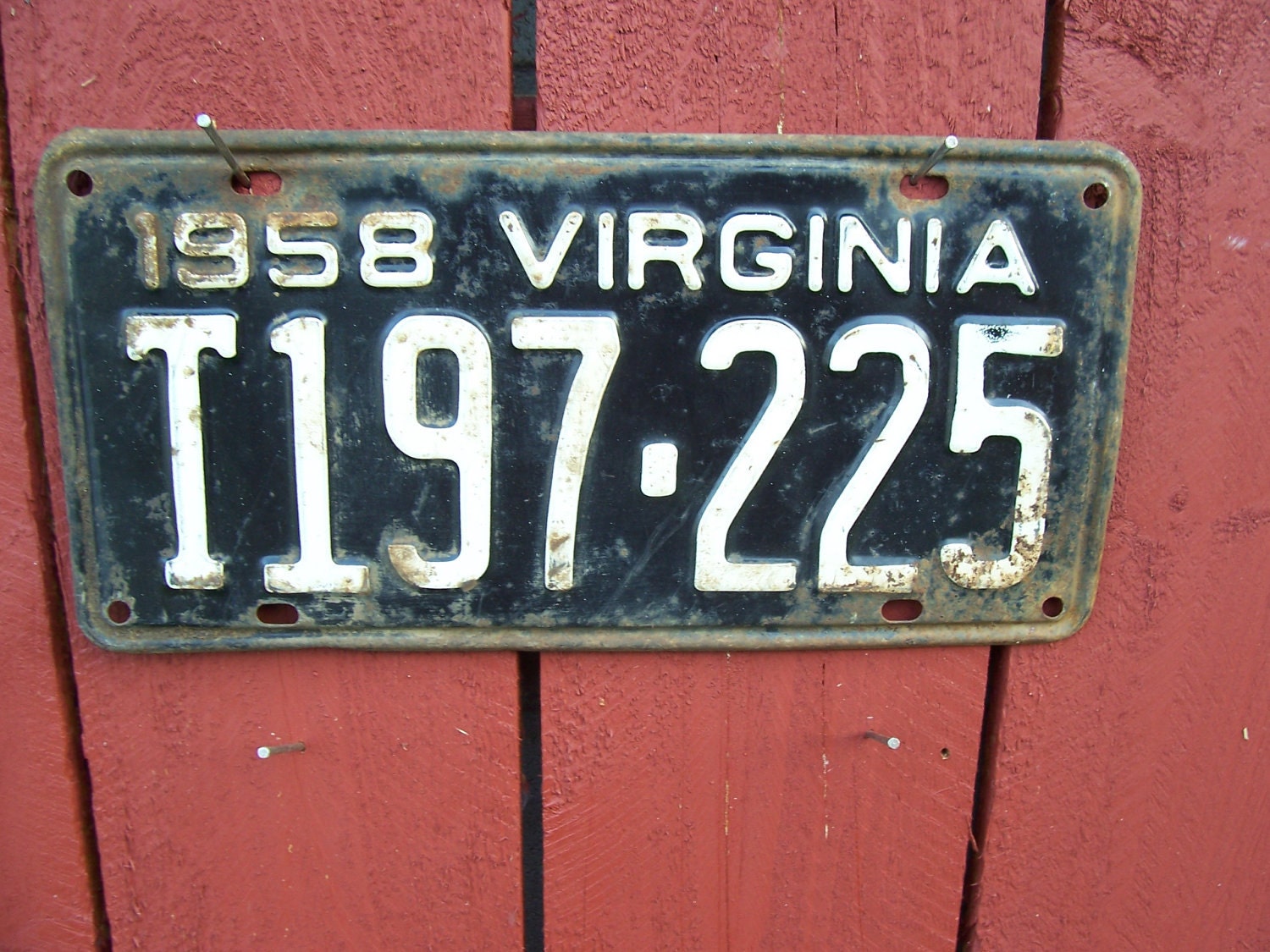 Vintage Antique Va Virginia Metal License Plate Auto 1958