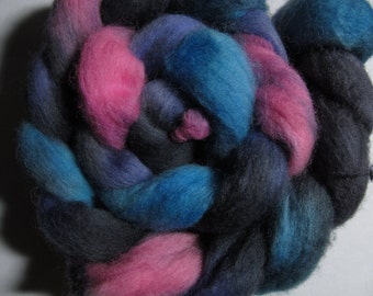 Neon Night Shetland Combed Spinning Top (roving) 4.1 oz Free U.S. Shipping