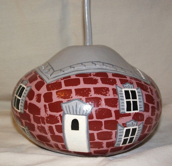 Gourd art - Red Brick Victorian, "The Gourdons of Gourdonville"