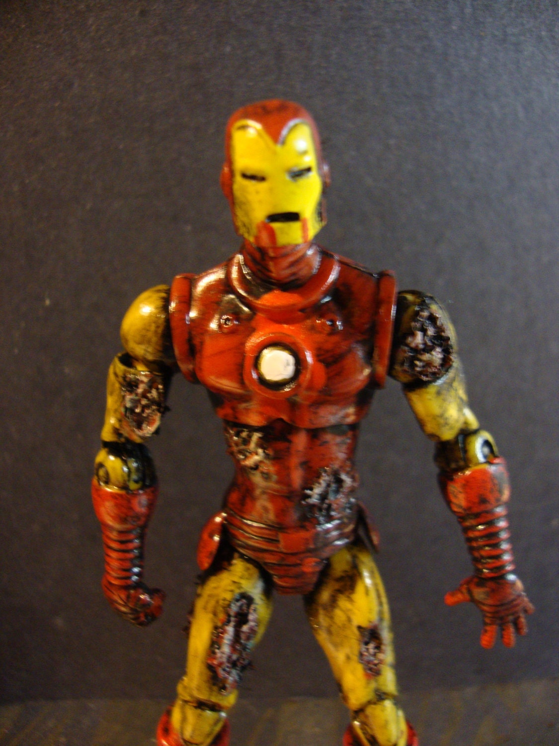 Marvel Zombies Iron Man action figure 3 3/4