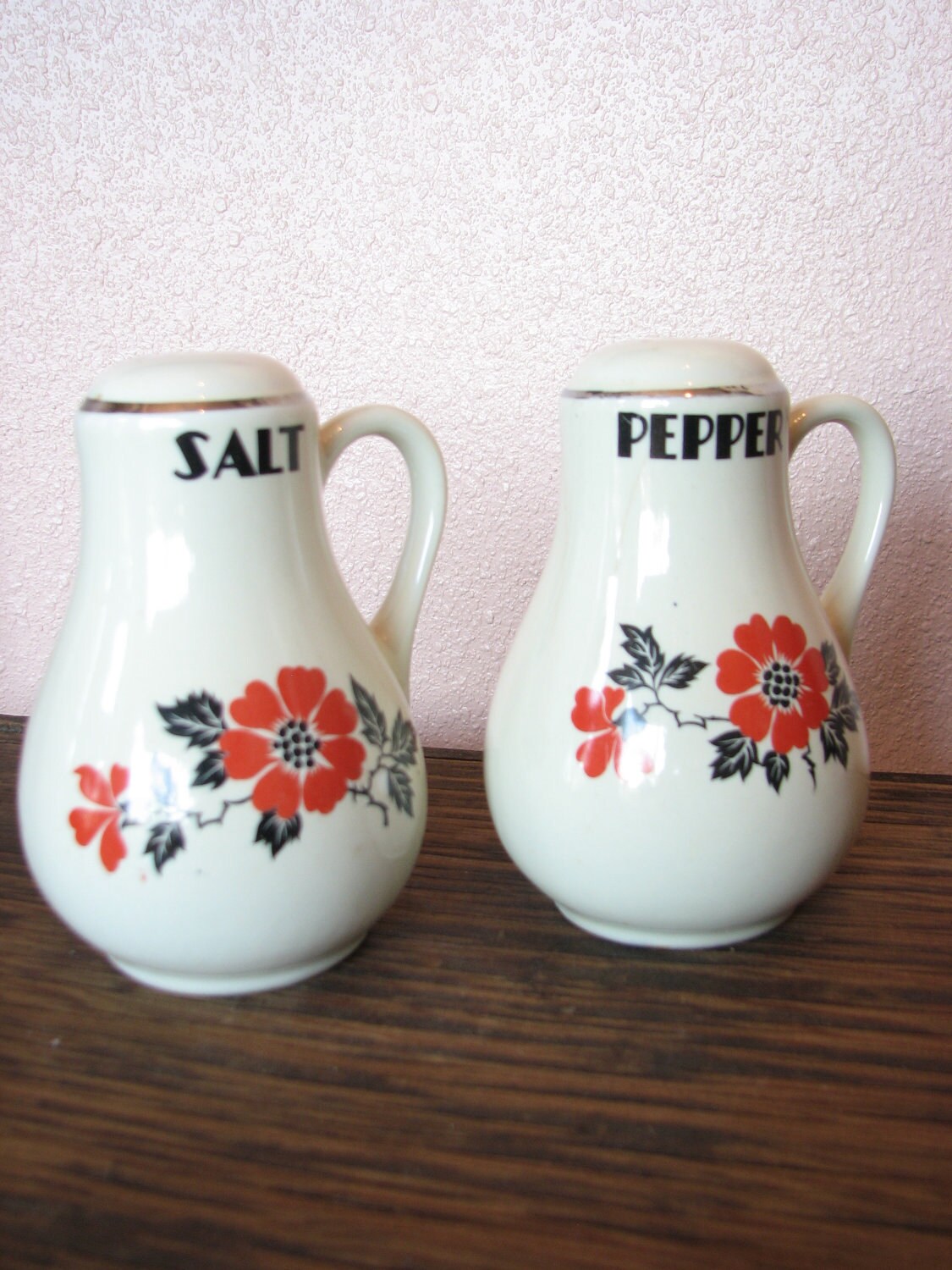 Hall Poppy Salt and Pepper Shakers . Autumn Floral Antique