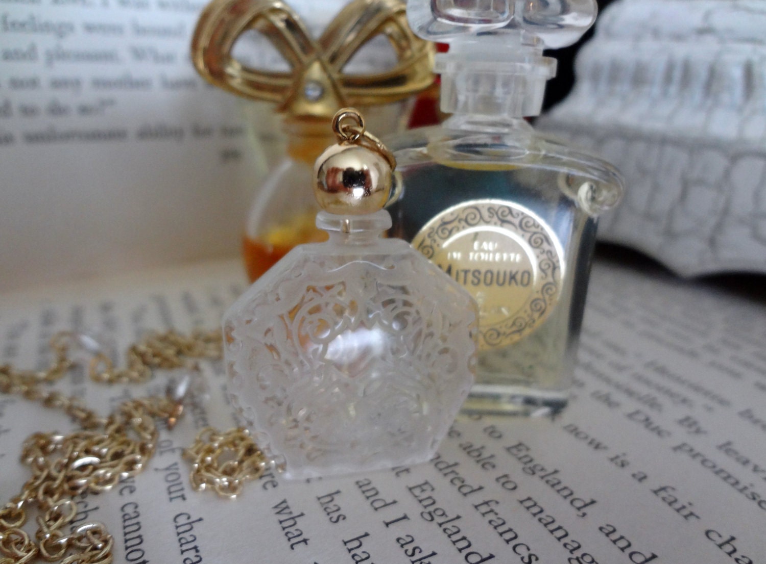 Vintage Perfume Bottle Necklace Clear Etched Design on Gold