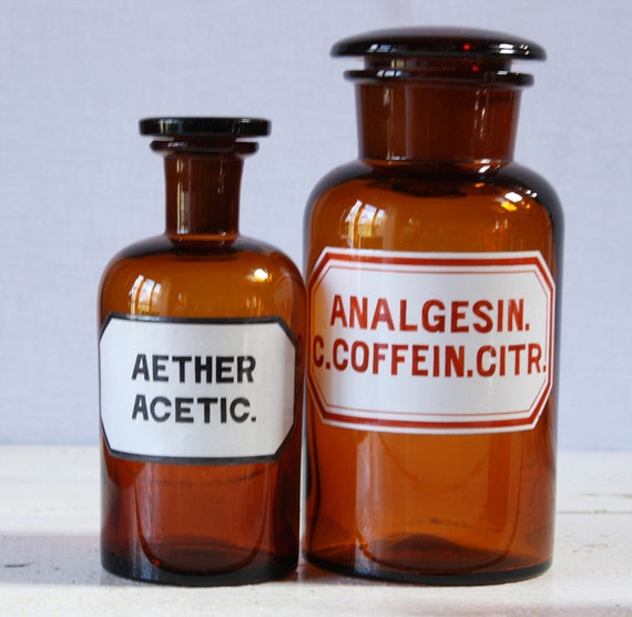 Set of 4 Antique amber APOTHECARY Bottles withl label