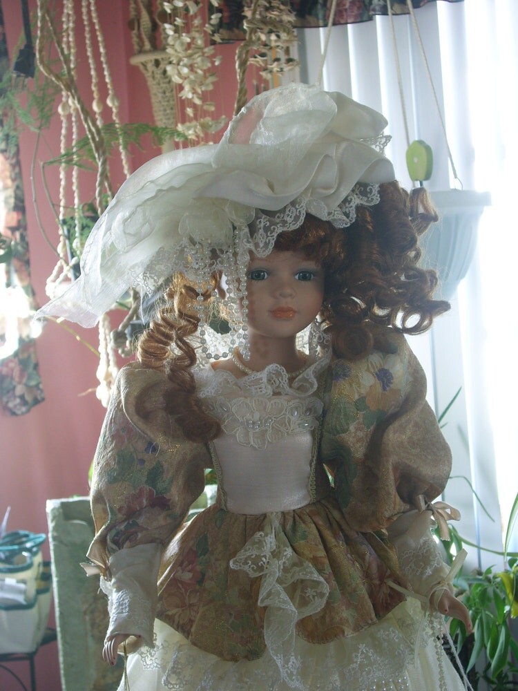 Collectible Memories Porcelain Doll Abigail by BullwinklesAttic