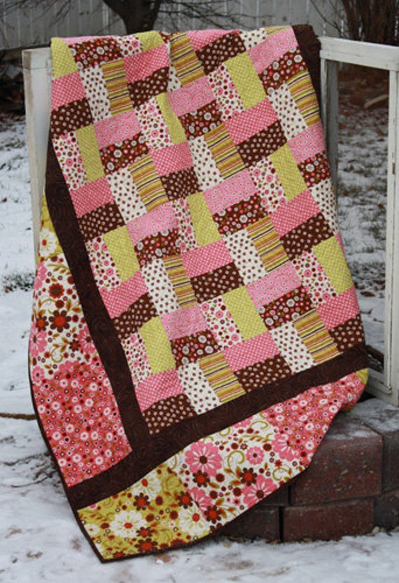 lap-quilt-pattern-wooly-critters-by-hopscotch-quilt