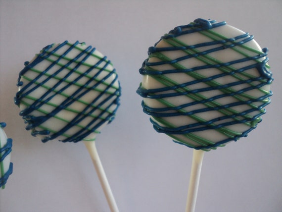 Items similar to 24 ct. Oreo Cookie Pops - Oreo Cookies on a stick ...