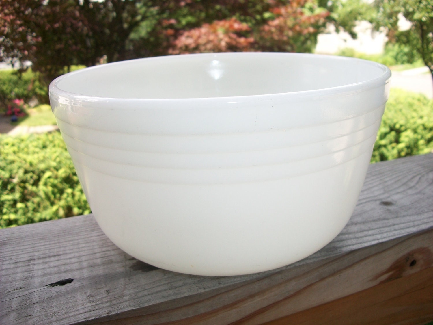 Vintage White Bowl 85