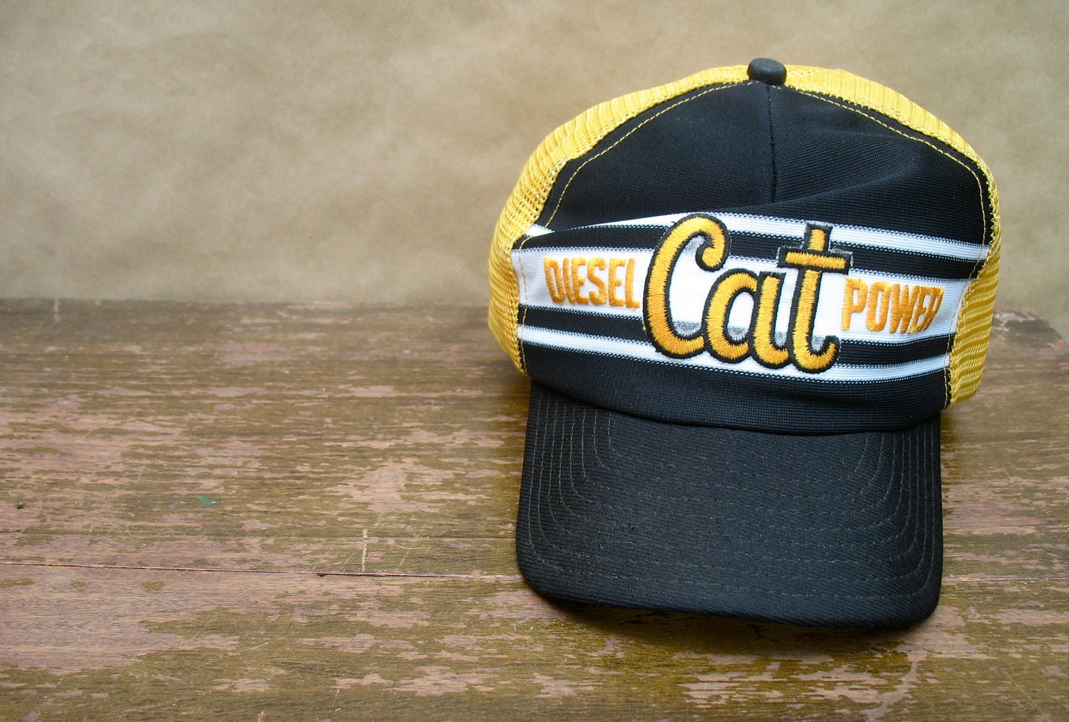 Cat Diesel Power Vintage Trucker Mesh Snap Back Cap