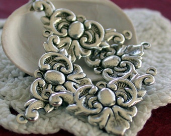 Metal Stampings, Vintage Style Stampings, Brass Stampings, Findings, Jewelry Findings, Links STA-029