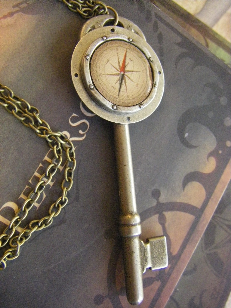 Antique Key Compass Necklace Vintage Key Faux Compass Charm