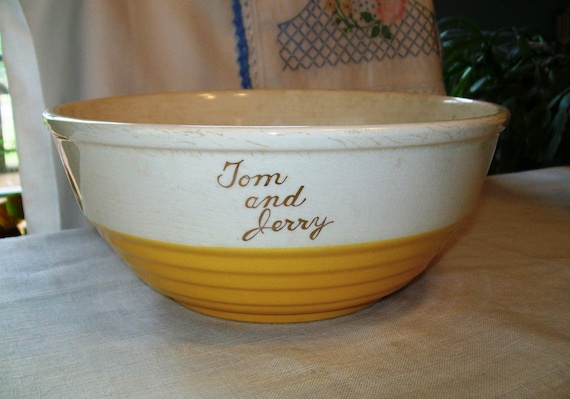 Vintage Ceramic Large Tom and Jerry Bowl Yellow and White