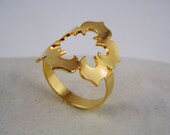 Items similar to Flower ring gold flower ring statement gold ring on Etsy