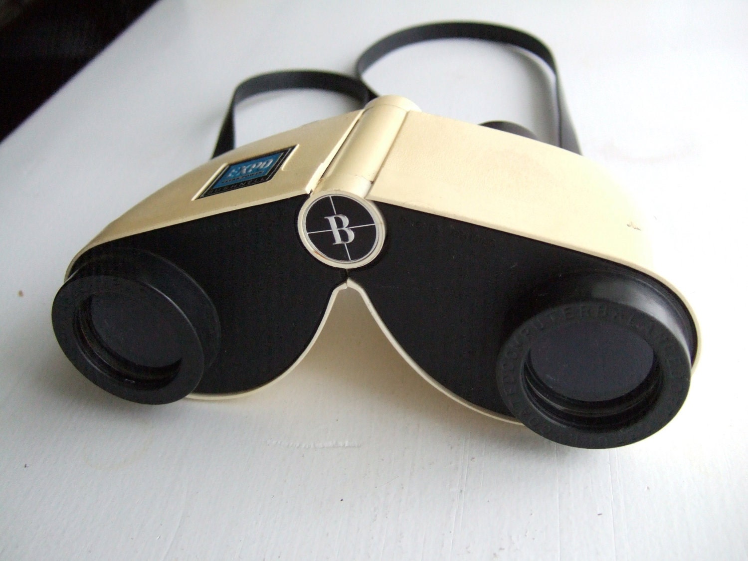 Vintage Bushnell Expo Thumb Focus Binoculars by