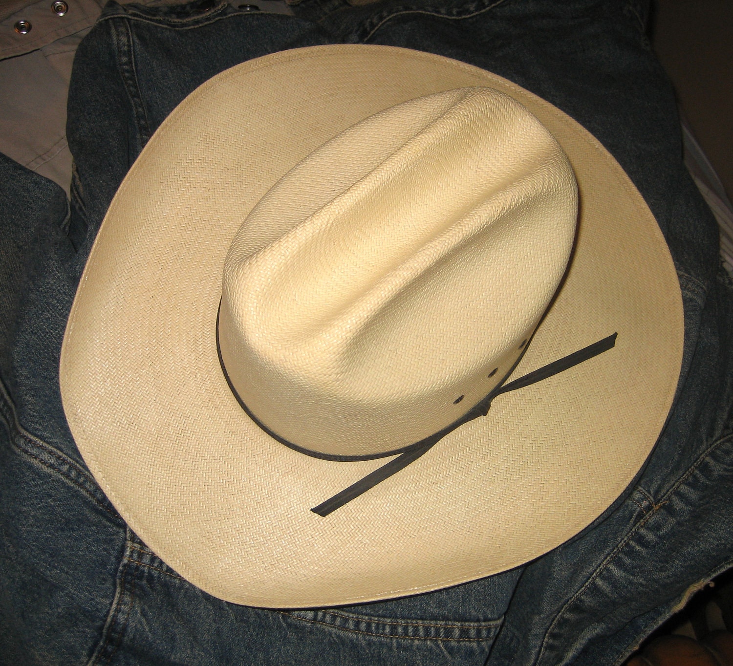 Resistol Straw Cowboy Hat Size 7.5 Long Oval Really Nice