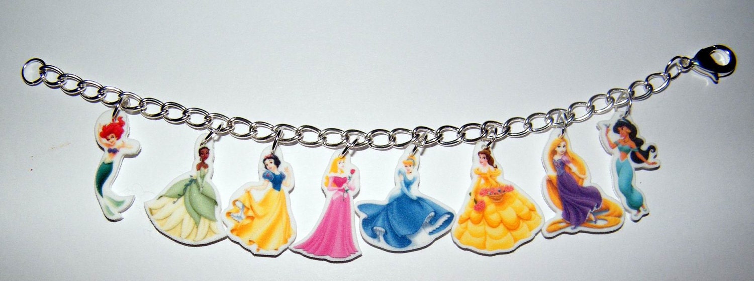 Disney Princess Charm Bracelet Belle Snow White Ariel