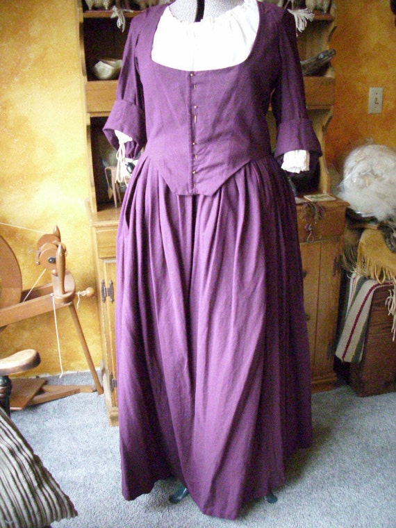 round gown 18th century