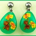 Vintage Lucite Earrings Screwback Dangle Green & Yellow Dried Flower Silver Metal 1.5" EX 1940s