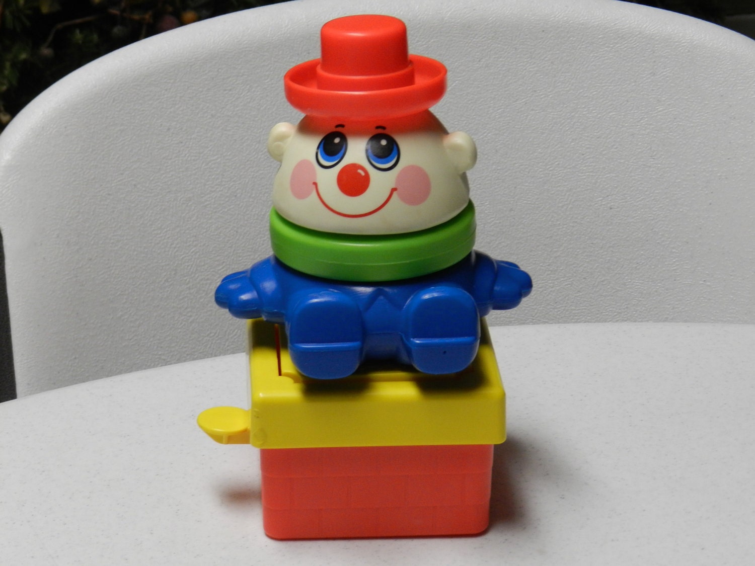 vintage humpty dumpty toy box