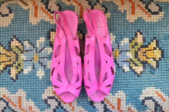 Items similar to Vintage Magenta Cut Out Flats / 1980s Flats on Etsy