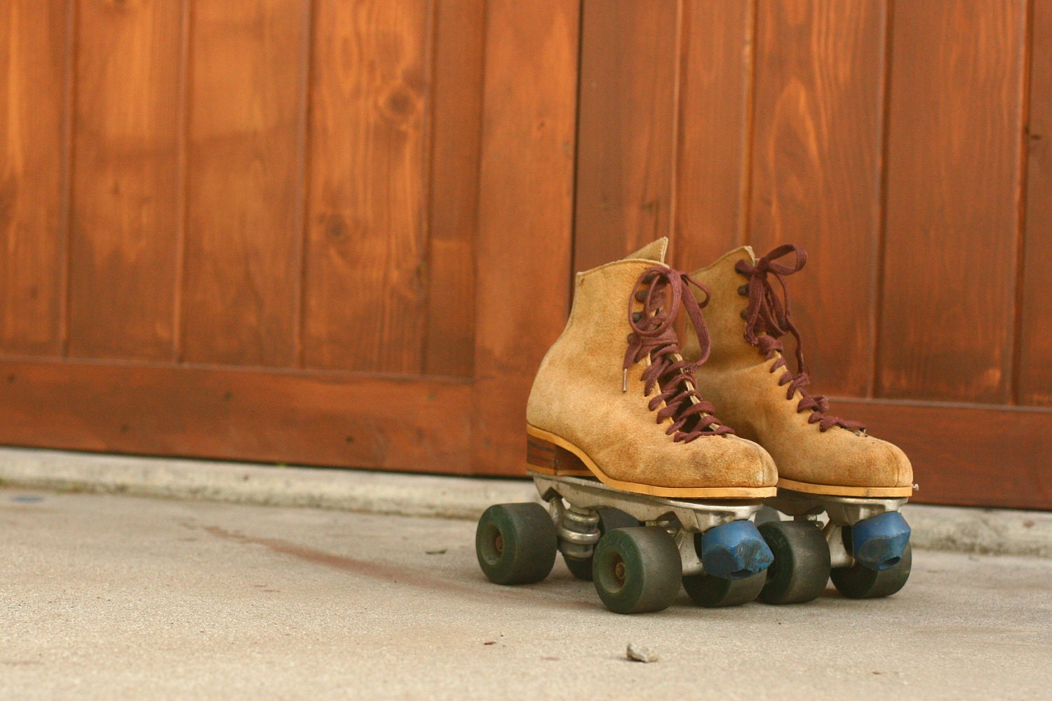 Reserved for Isabel Vintage Suede Brown RollerSkates